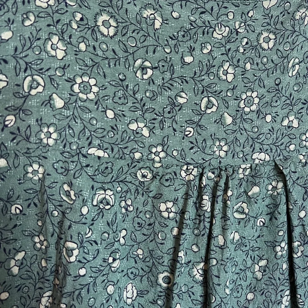 NWT Universal Thread Green Floral Long Sleeve Blouse - Picture 5 of 5